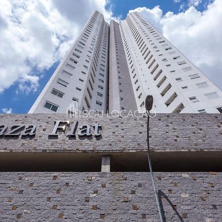 Aqui você se hospeda e garante total privacidade, além de conforto, praticidade e segurança Curitiba Exterior foto